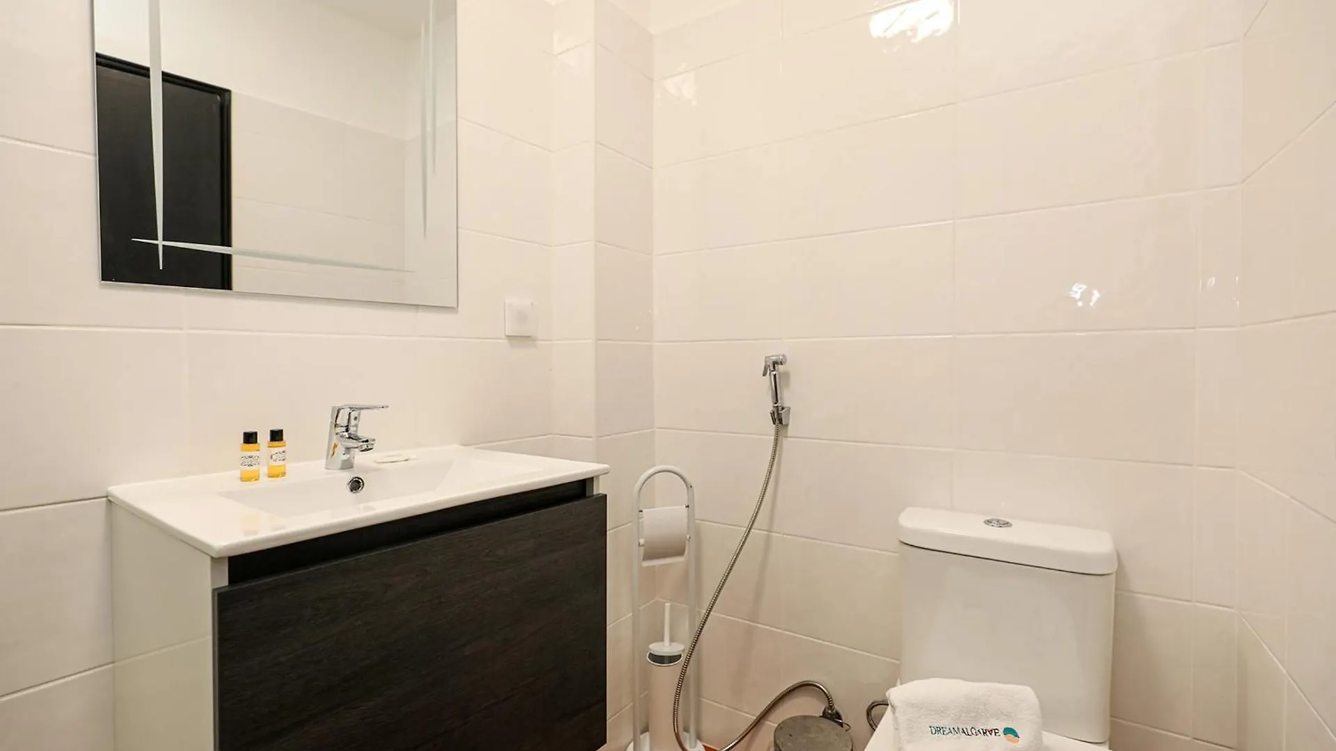 A51 - Torraltinha Sunset Apartment لاغوس البرتغال